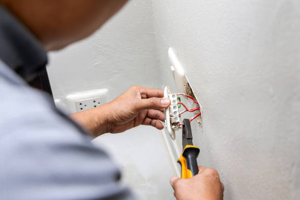 Best Electrical Troubleshooting Services  in Orosi, CA